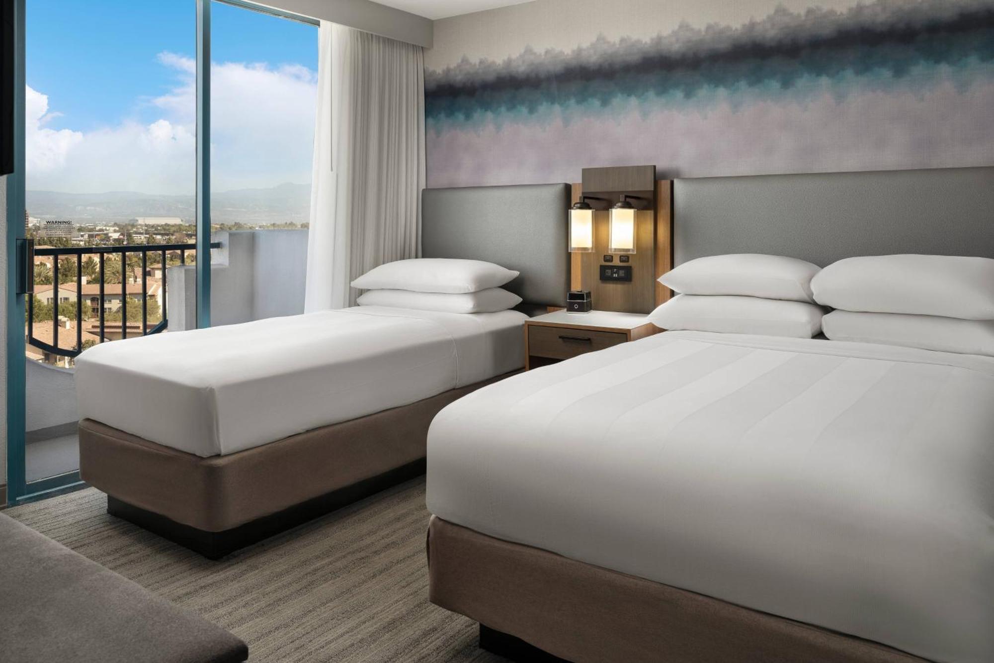 Hotel Costa Mesa Marriott Esterno foto